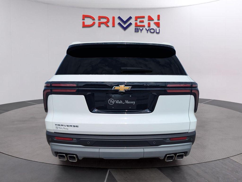new 2026 Chevrolet Traverse car, priced at $41,984
