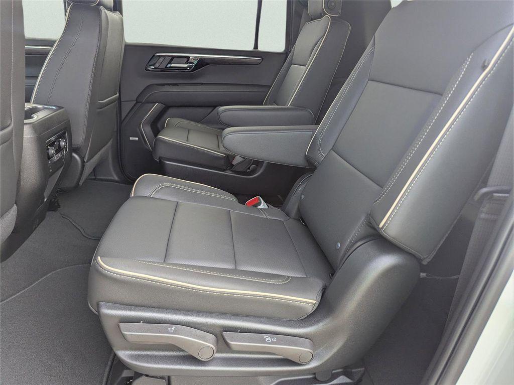 new 2025 Chevrolet Suburban car, priced at $71,810