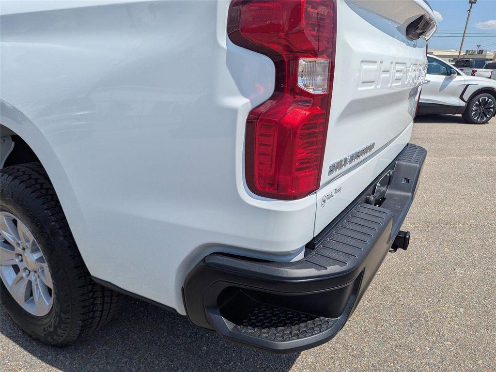 new 2026 Chevrolet Silverado 1500 car, priced at $40,568