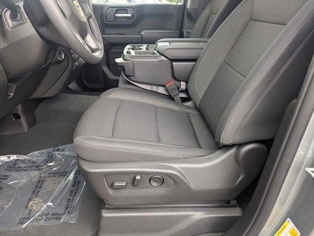 new 2025 Chevrolet Silverado 1500 car, priced at $48,647
