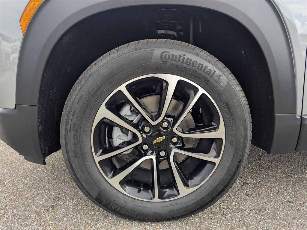 new 2026 Chevrolet TrailBlazer car, priced at $28,167