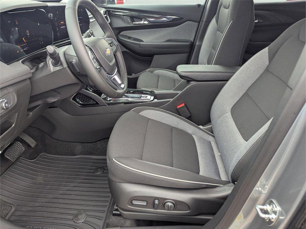 new 2026 Chevrolet TrailBlazer car, priced at $28,167