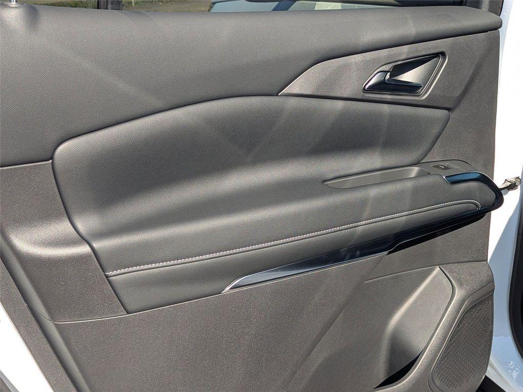 new 2026 Chevrolet Traverse car, priced at $41,336