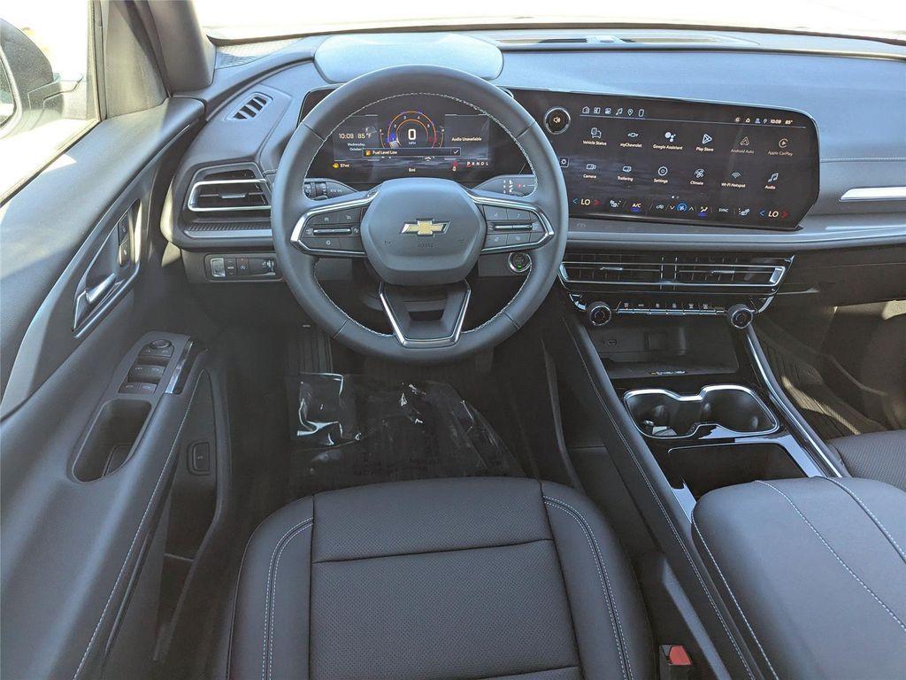 new 2026 Chevrolet Traverse car, priced at $41,336