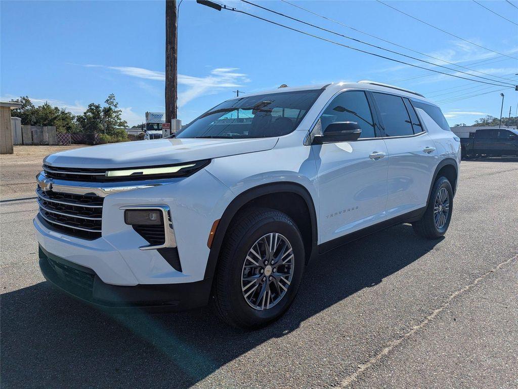 new 2026 Chevrolet Traverse car, priced at $41,336