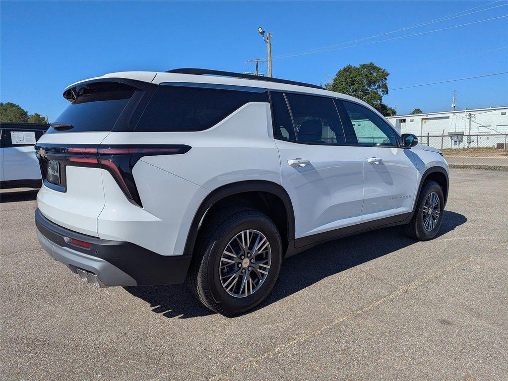 new 2026 Chevrolet Traverse car, priced at $41,336