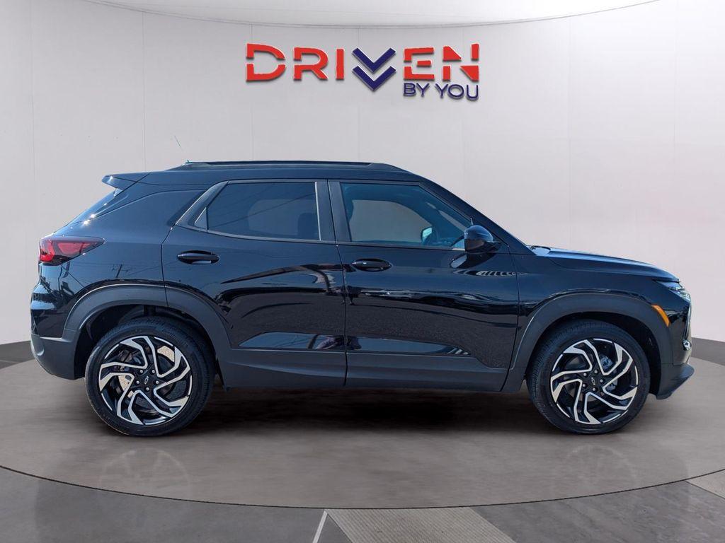 new 2026 Chevrolet TrailBlazer car, priced at $27,606