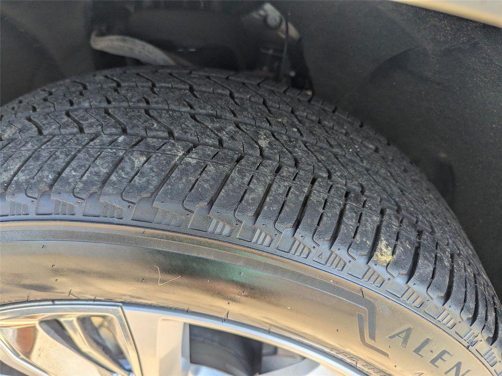 used 2024 Chevrolet Tahoe car, priced at $62,999