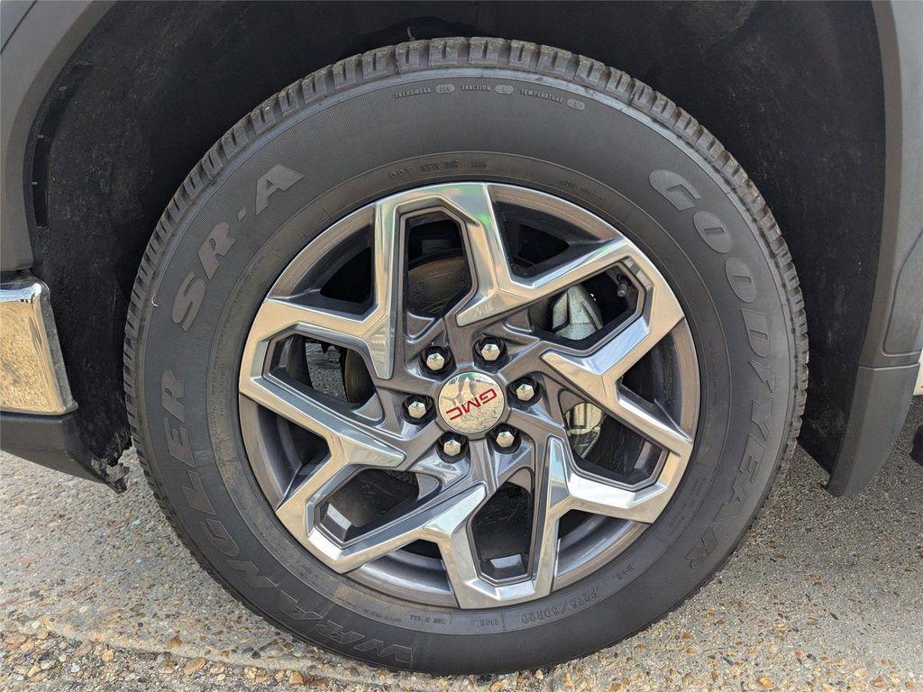 used 2023 GMC Sierra 1500 car, priced at $45,249