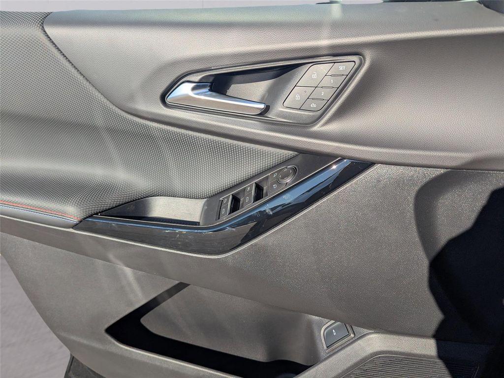 new 2026 Chevrolet Equinox car, priced at $35,904