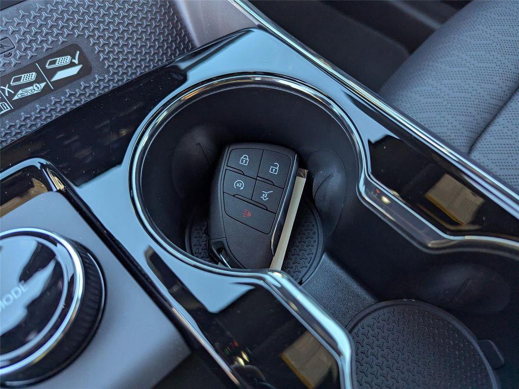 new 2026 Chevrolet Equinox car, priced at $35,904