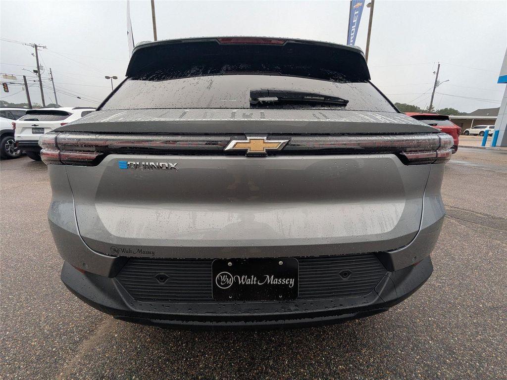 new 2026 Chevrolet Equinox EV car, priced at $35,535