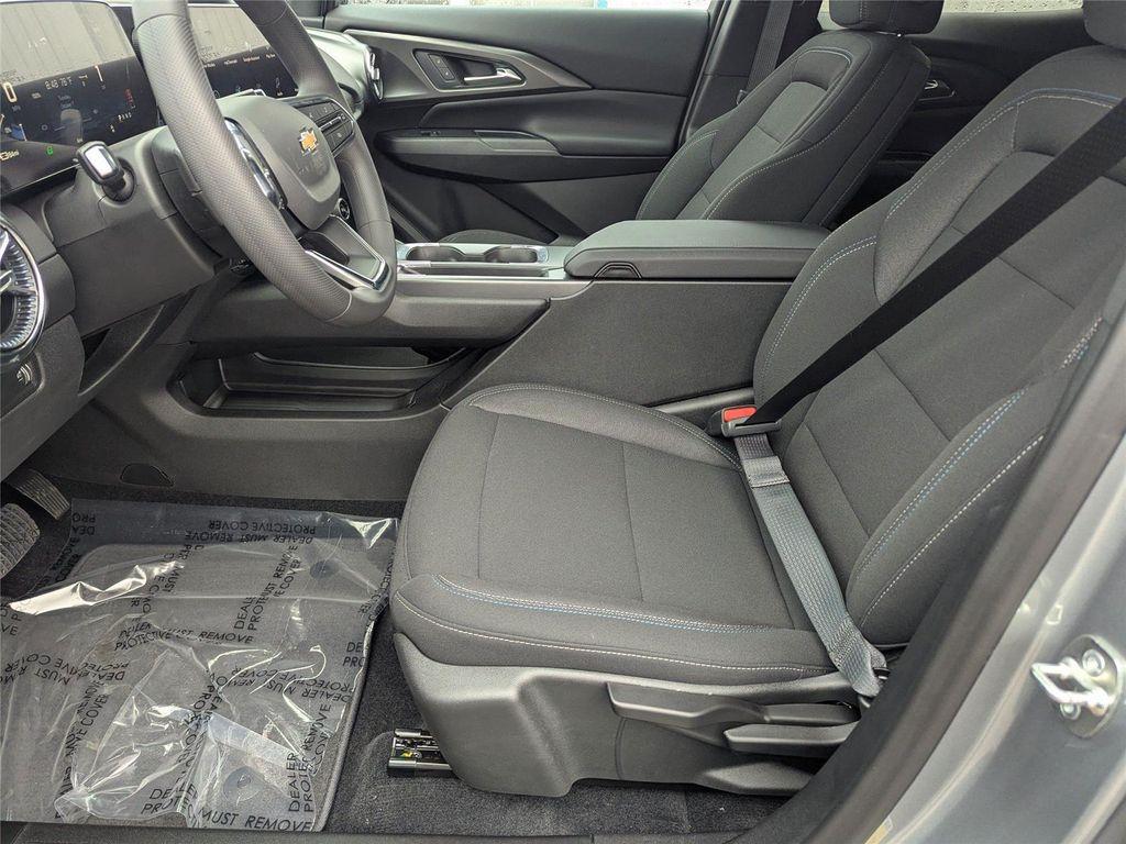 new 2026 Chevrolet Equinox EV car, priced at $35,535