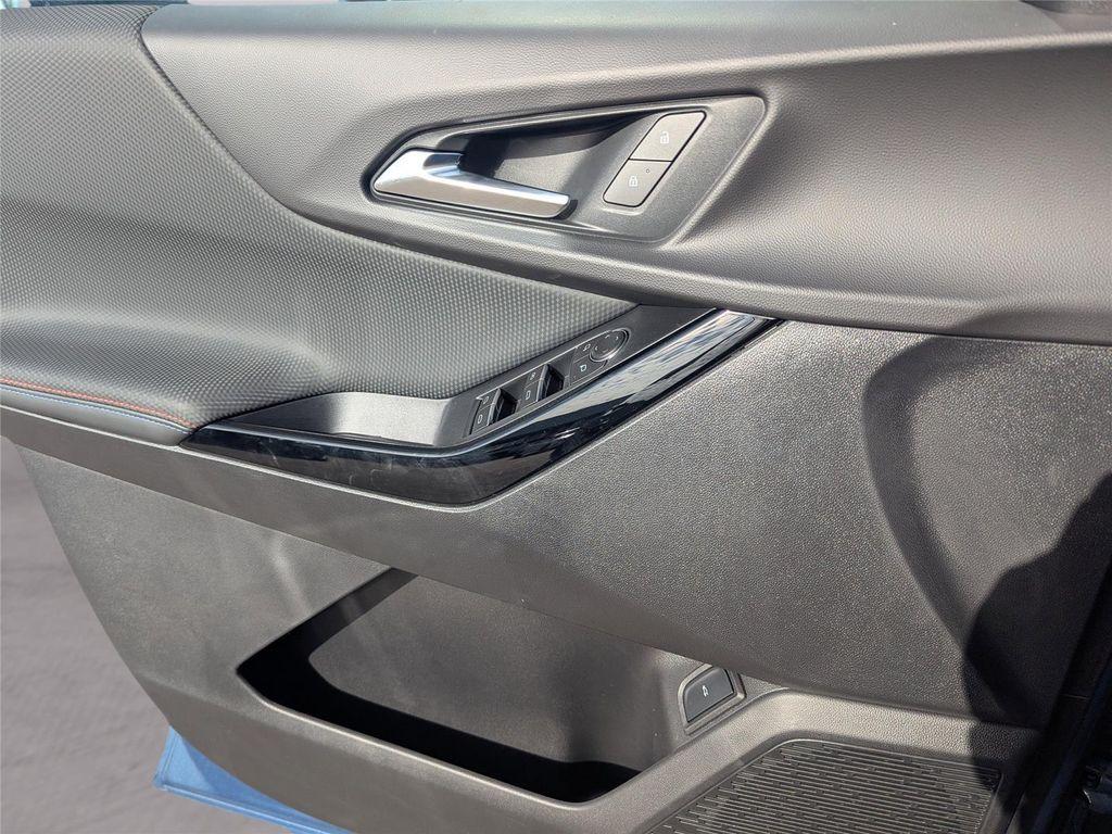 new 2026 Chevrolet Equinox car, priced at $35,059