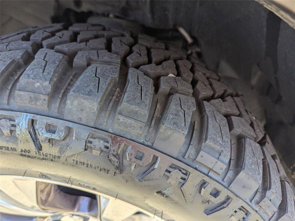 used 2018 Ram 1500 car, priced at $27,899