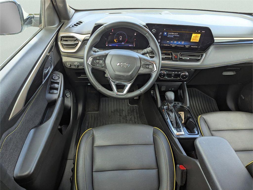 used 2025 Chevrolet TrailBlazer car, priced at $25,399