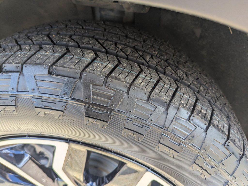 used 2025 Chevrolet TrailBlazer car, priced at $25,399