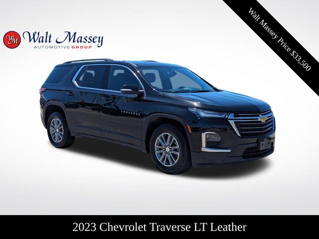 used 2023 Chevrolet Traverse car, priced at $33,500