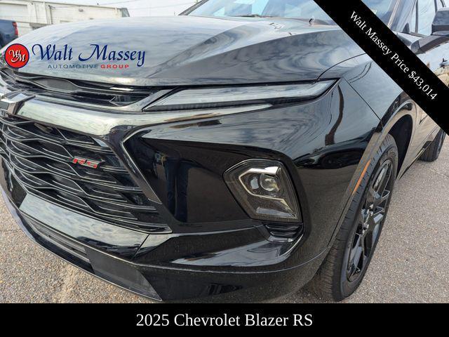 new 2025 Chevrolet Blazer car, priced at $43,014