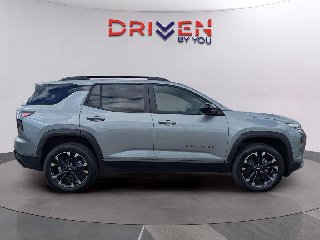 new 2026 Chevrolet Equinox car, priced at $37,101