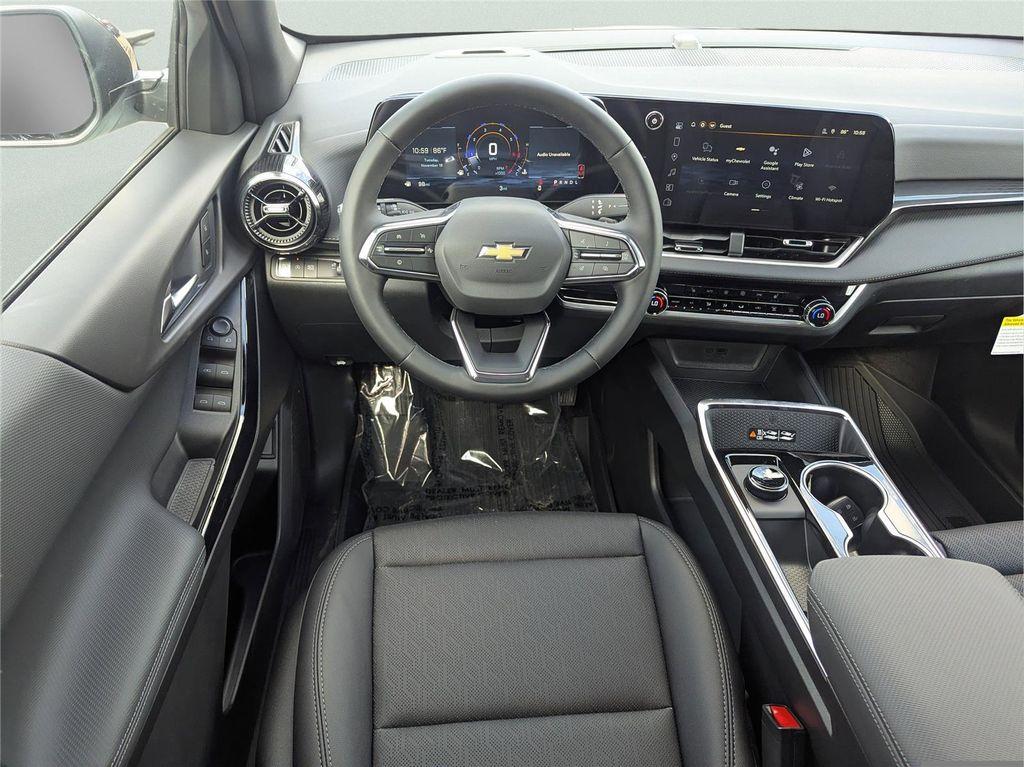 new 2026 Chevrolet Equinox car, priced at $32,029