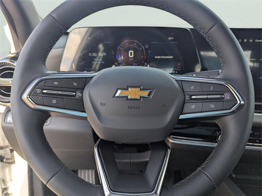 new 2026 Chevrolet Equinox car, priced at $32,434