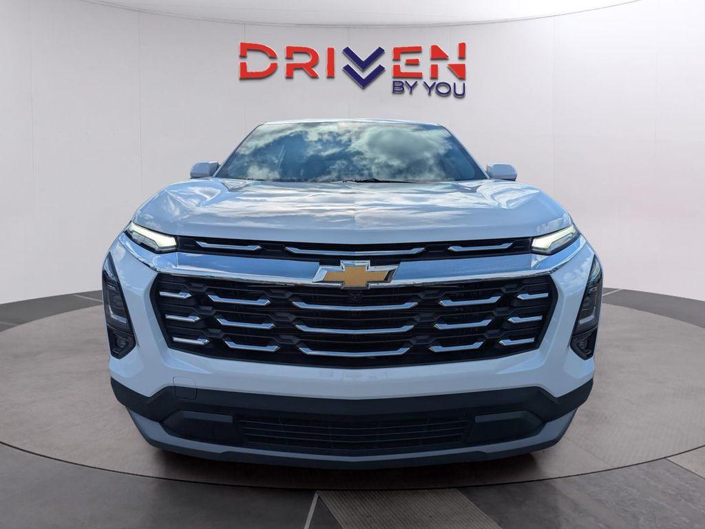 new 2026 Chevrolet Equinox car, priced at $32,434