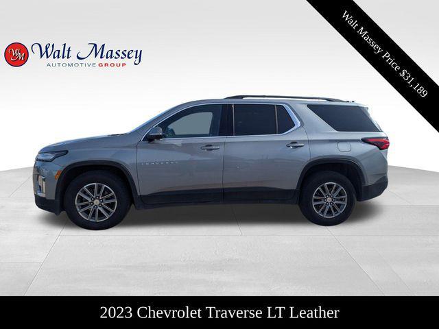 used 2023 Chevrolet Traverse car, priced at $31,189