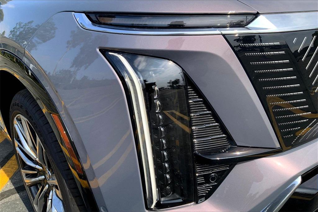 new 2026 Cadillac VISTIQ car, priced at $94,715