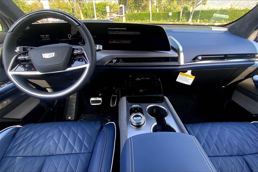 new 2026 Cadillac VISTIQ car, priced at $94,715