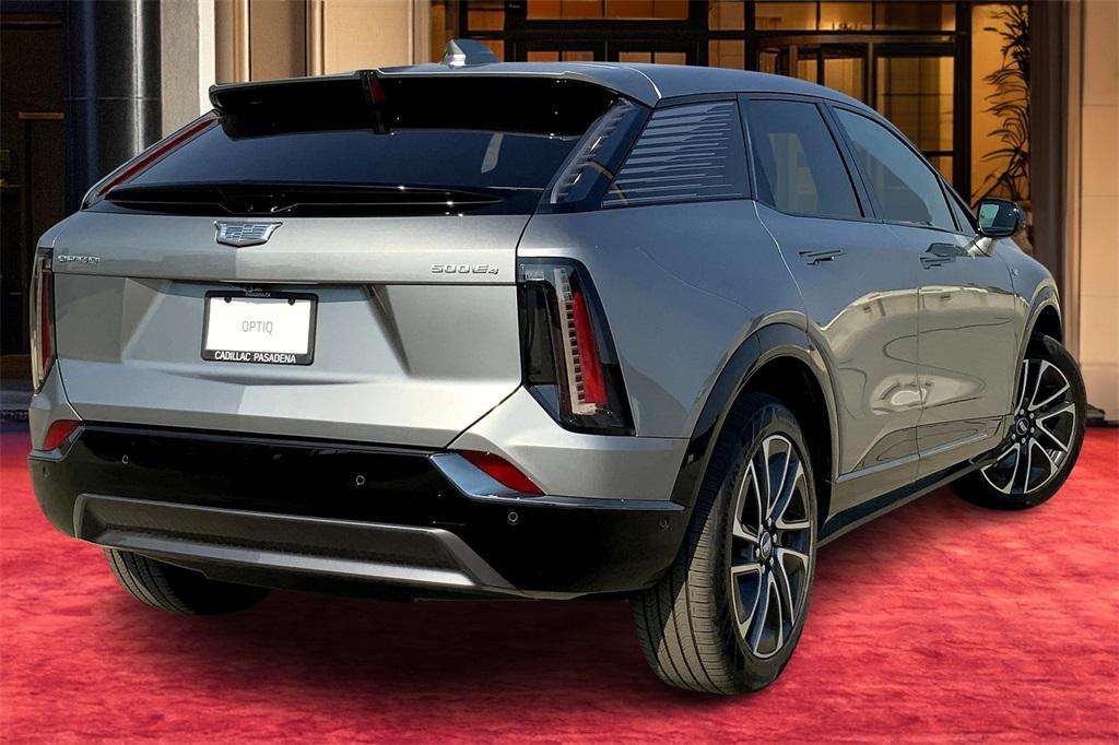 new 2025 Cadillac OPTIQ car, priced at $55,615