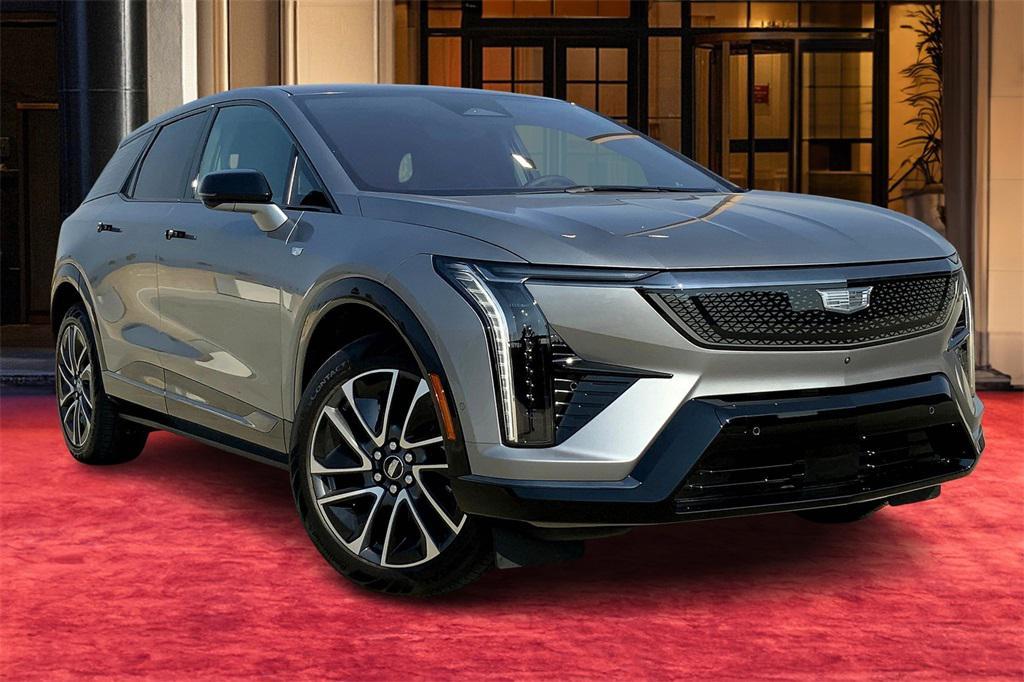 new 2025 Cadillac OPTIQ car, priced at $55,615