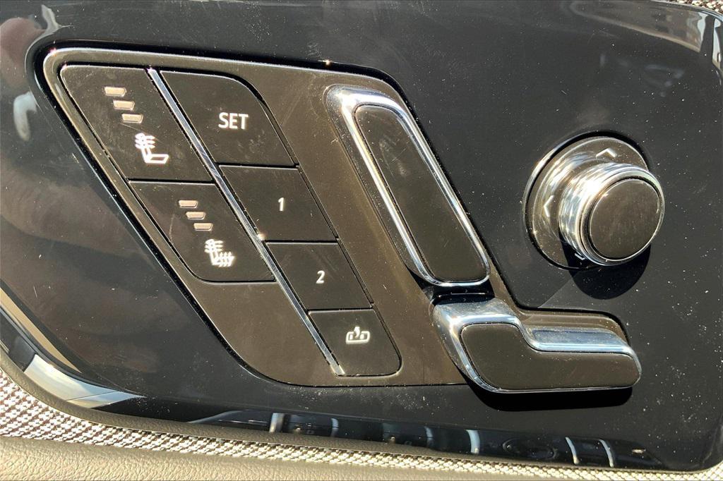 new 2025 Cadillac OPTIQ car, priced at $55,615