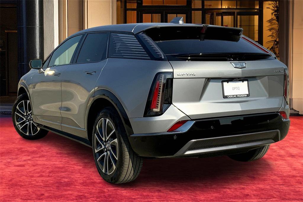 new 2025 Cadillac OPTIQ car, priced at $55,615