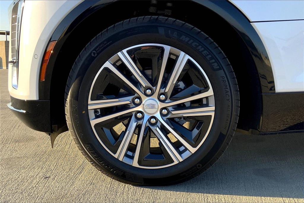 new 2025 Cadillac LYRIQ car, priced at $64,815