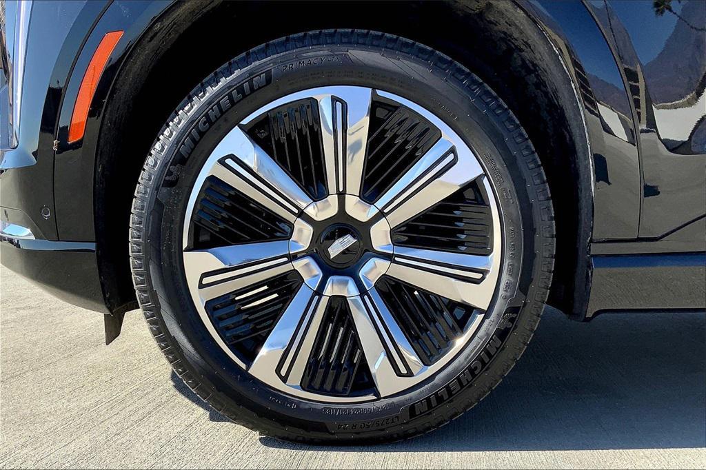 new 2025 Cadillac Escalade IQ car, priced at $132,610