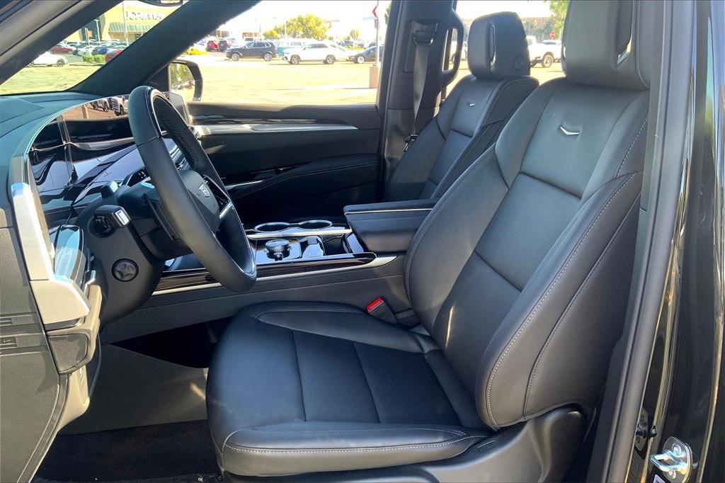 new 2026 Cadillac Escalade ESV car, priced at $97,305