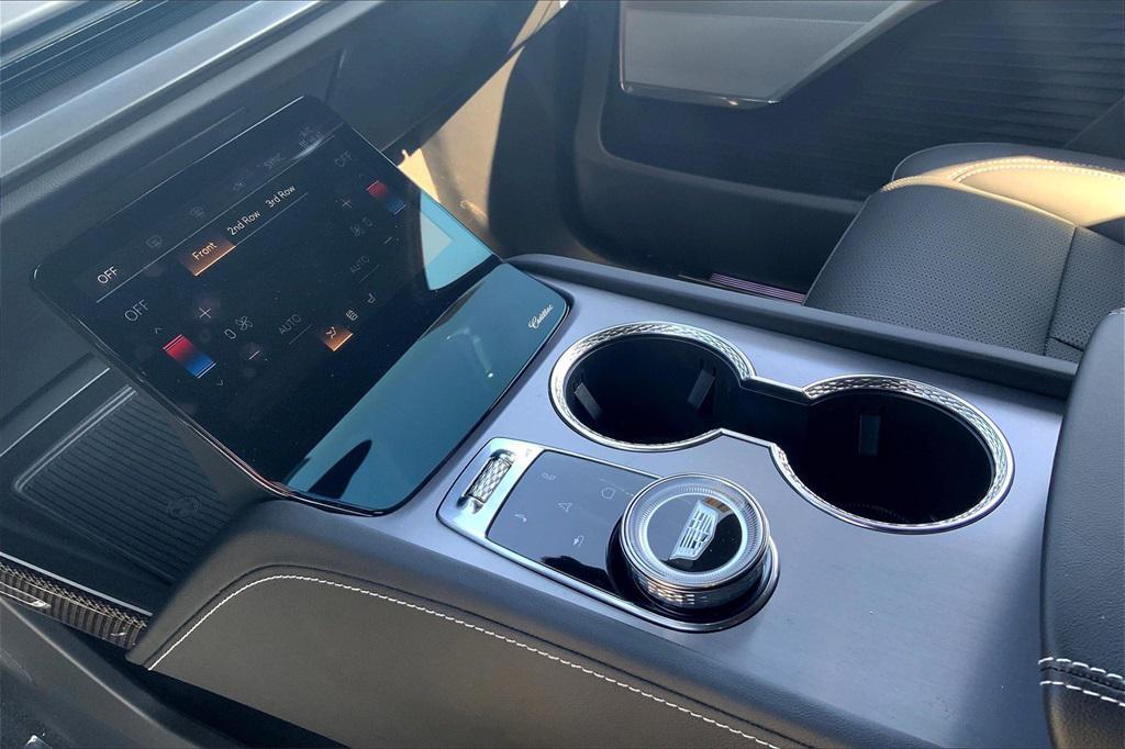 new 2026 Cadillac VISTIQ car, priced at $81,870