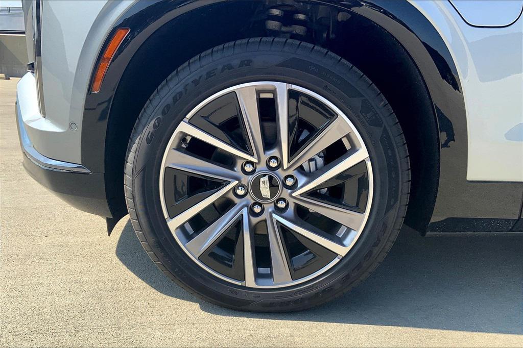 new 2026 Cadillac VISTIQ car, priced at $81,870