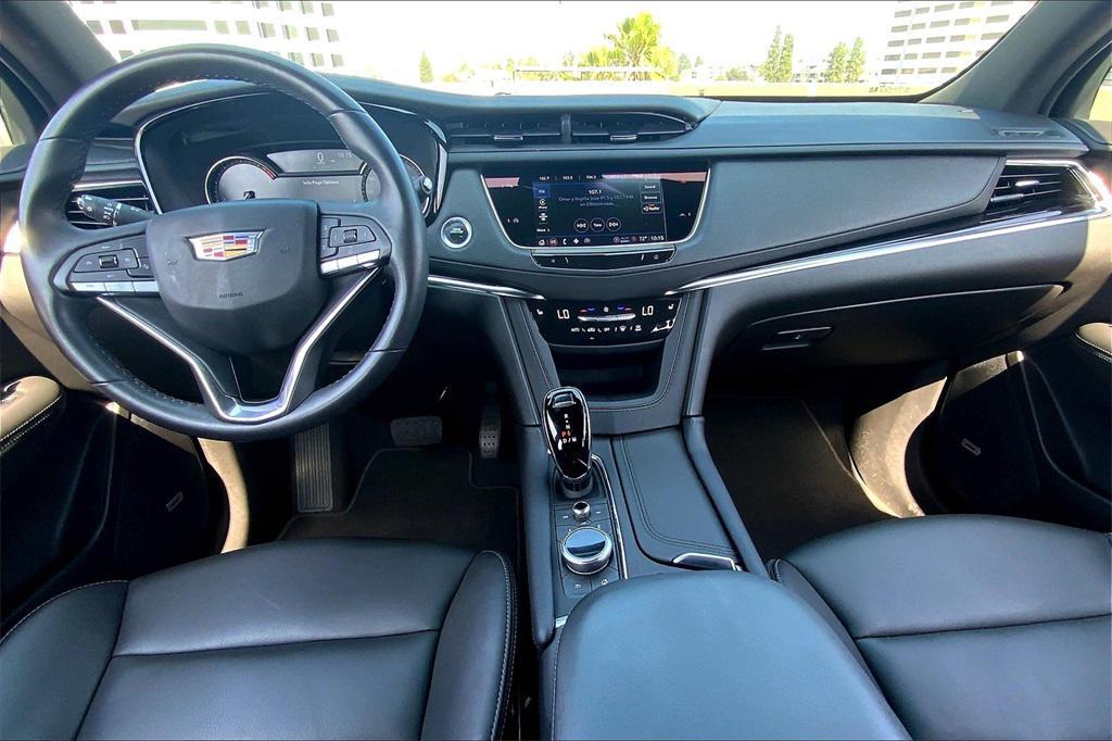 used 2024 Cadillac XT6 car, priced at $35,000