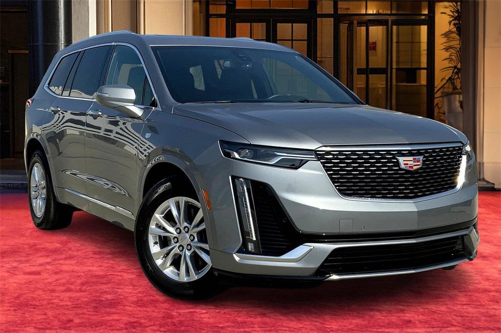 used 2024 Cadillac XT6 car, priced at $35,000