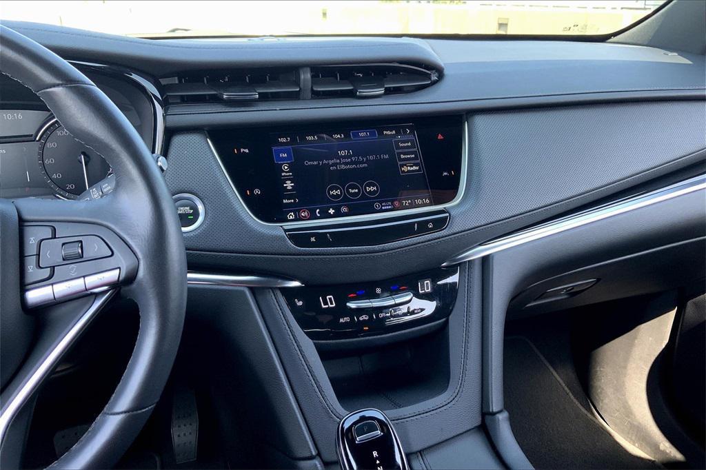 used 2024 Cadillac XT6 car, priced at $35,000