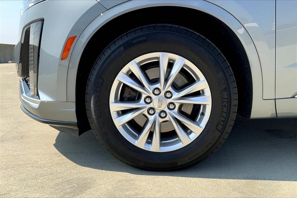 used 2024 Cadillac XT6 car, priced at $35,000