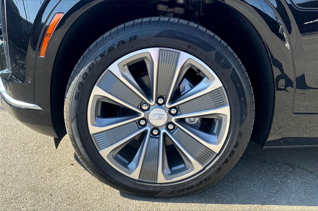 new 2026 Cadillac VISTIQ car, priced at $79,715