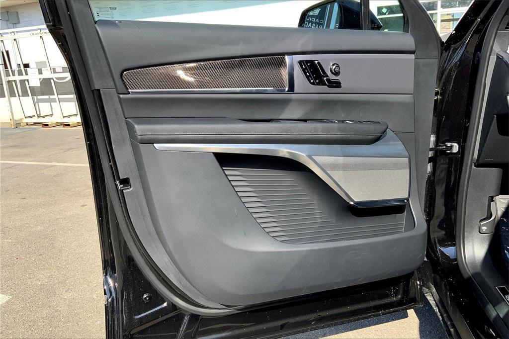 new 2026 Cadillac VISTIQ car, priced at $79,715