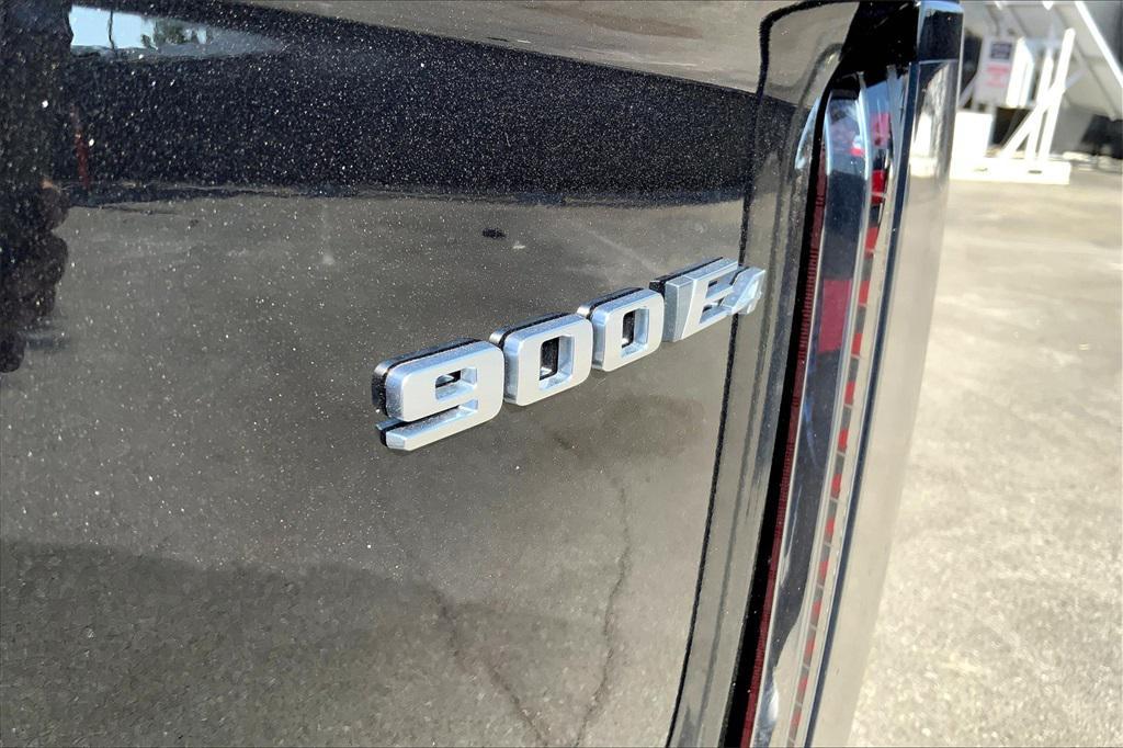 new 2026 Cadillac VISTIQ car, priced at $79,715