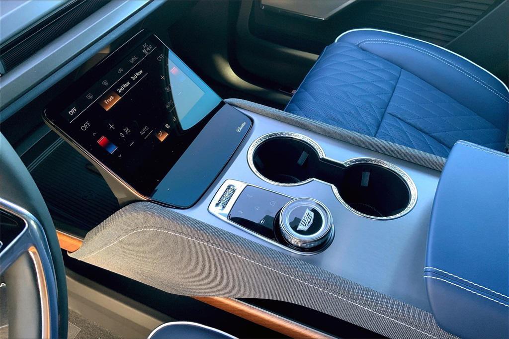 new 2026 Cadillac VISTIQ car, priced at $94,715