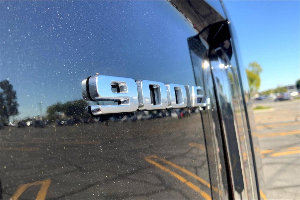 new 2026 Cadillac VISTIQ car, priced at $94,715