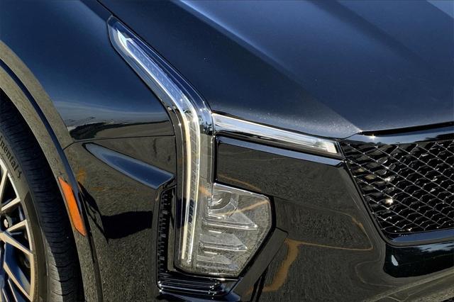 new 2024 Cadillac XT4 car, priced at $48,490
