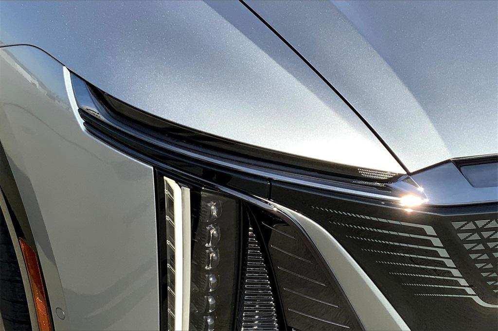 new 2025 Cadillac LYRIQ car, priced at $63,990